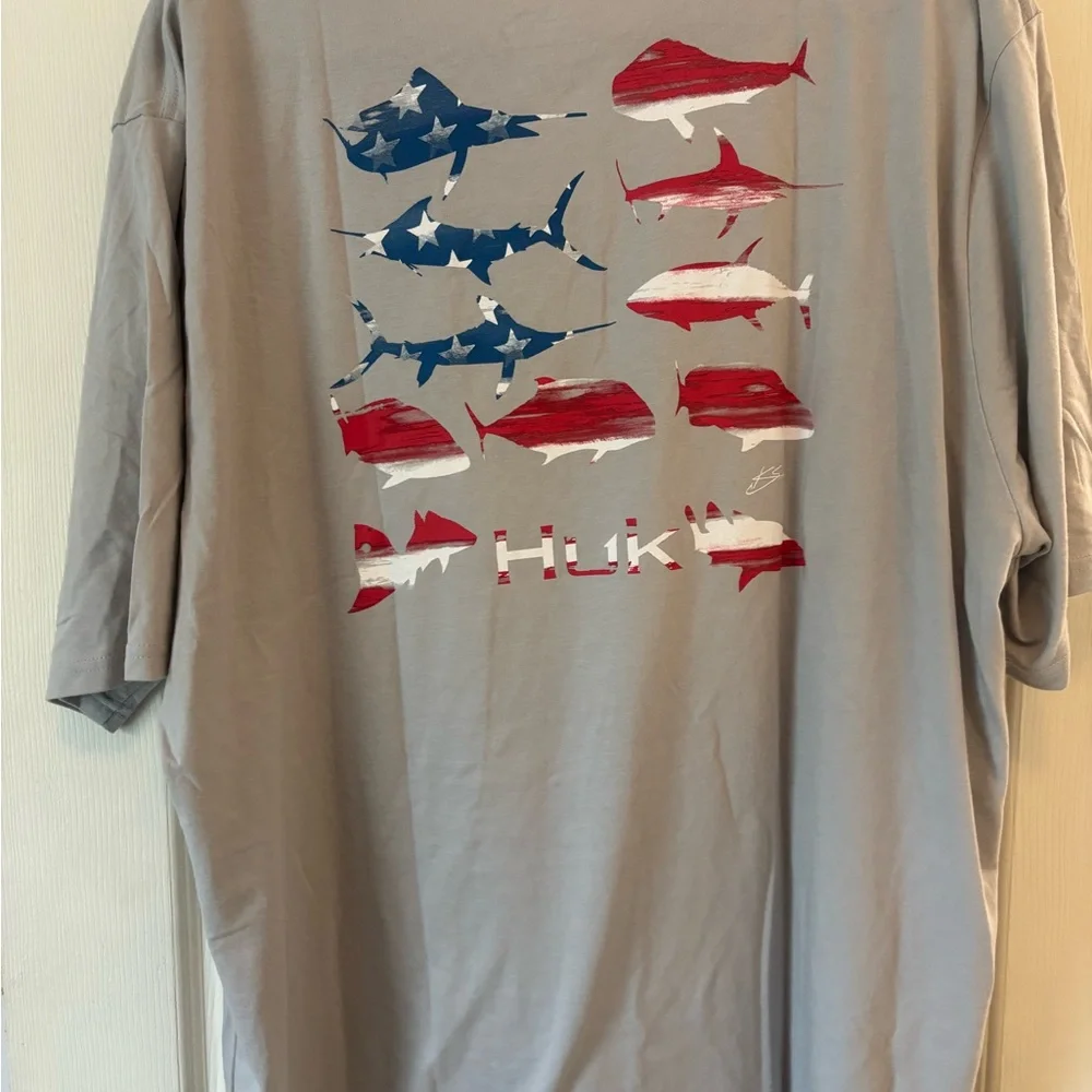 Huk Light Gray Short Sleeve Tee with Blue Logo - Picture 2 of 3